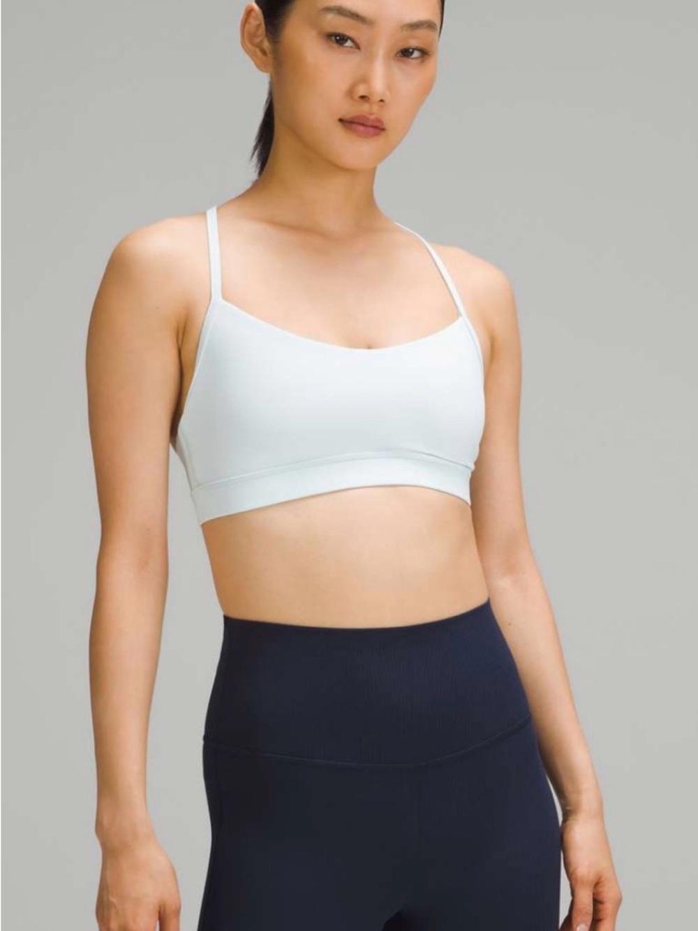Lululemon Flow Y Bra Nulu A-C Cup size 6 in Sheer Blue
